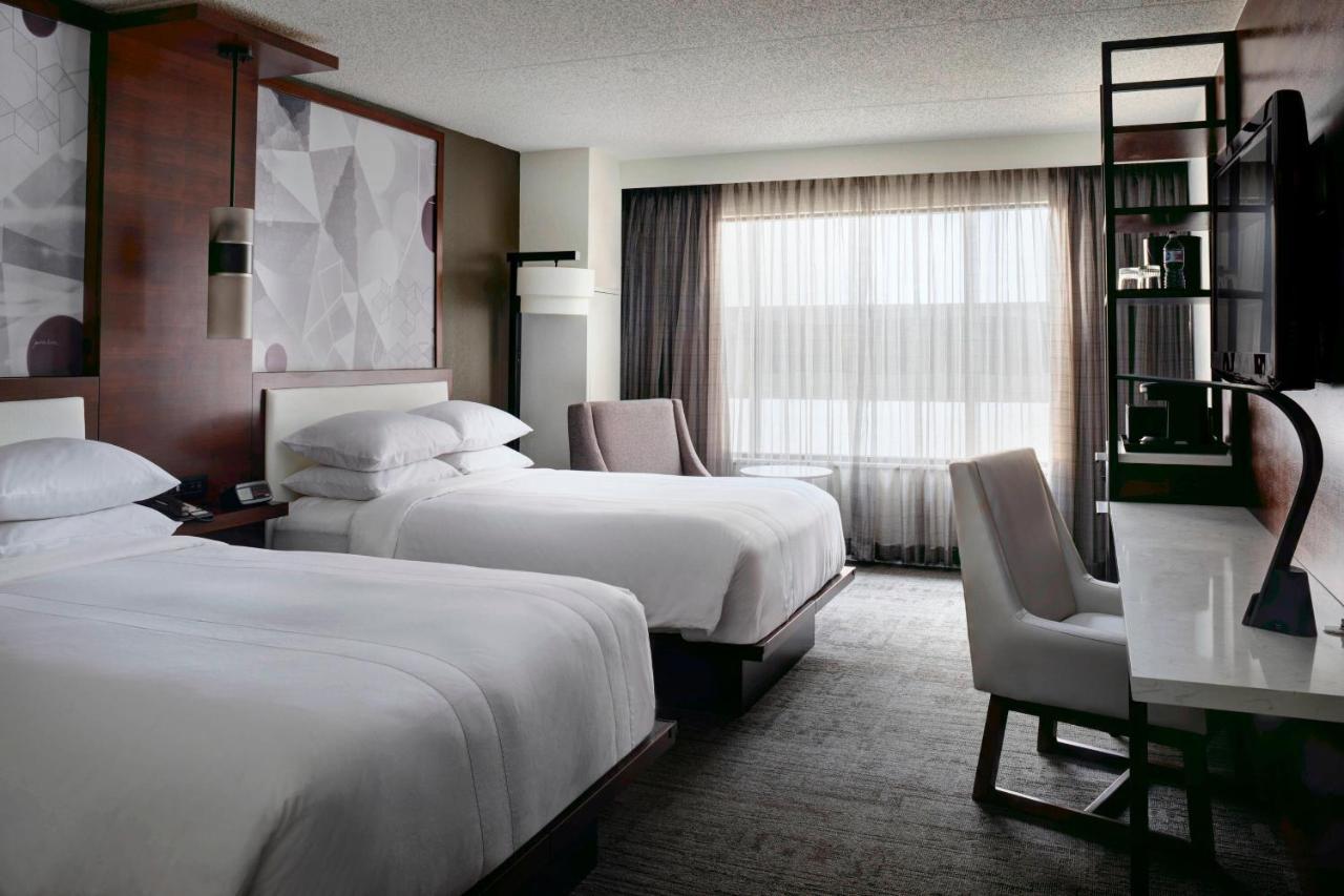Marriott East Lansing At University Place Kültér fotó